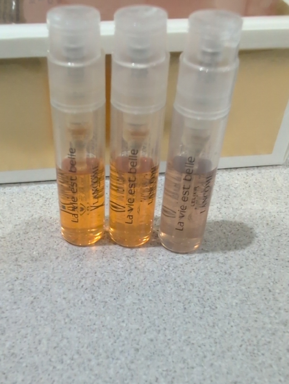La Vie Est Belle Lancome Discovery Sample Set
